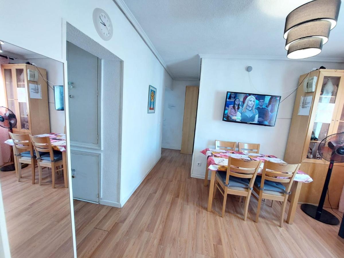 Homestay Olivos Madrid Exterior foto