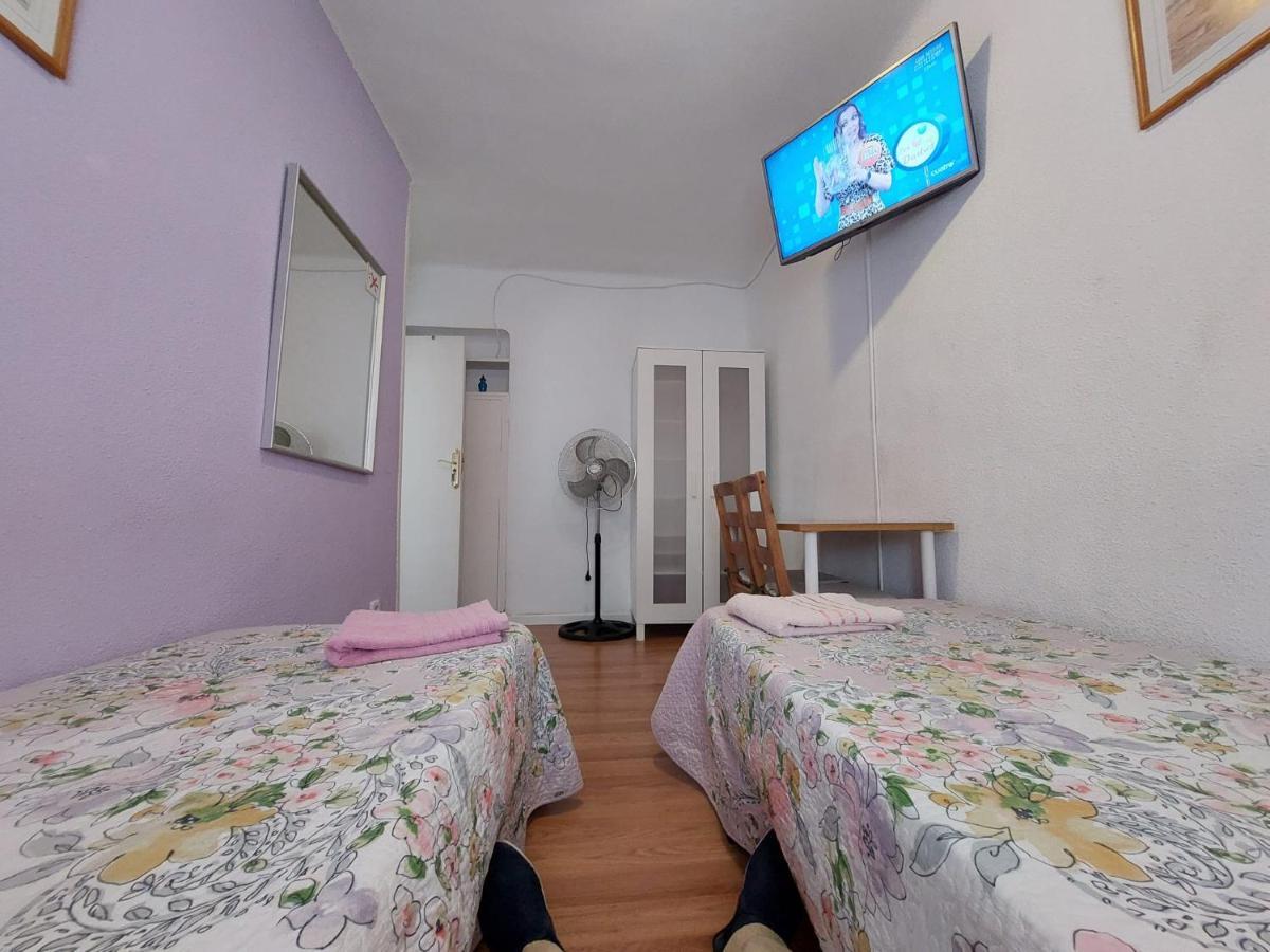 Homestay Olivos Madrid Exterior foto