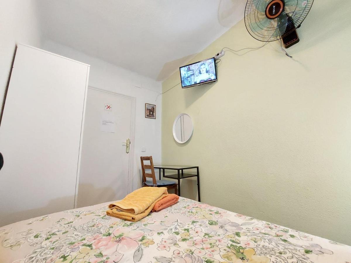 Homestay Olivos Madrid Exterior foto