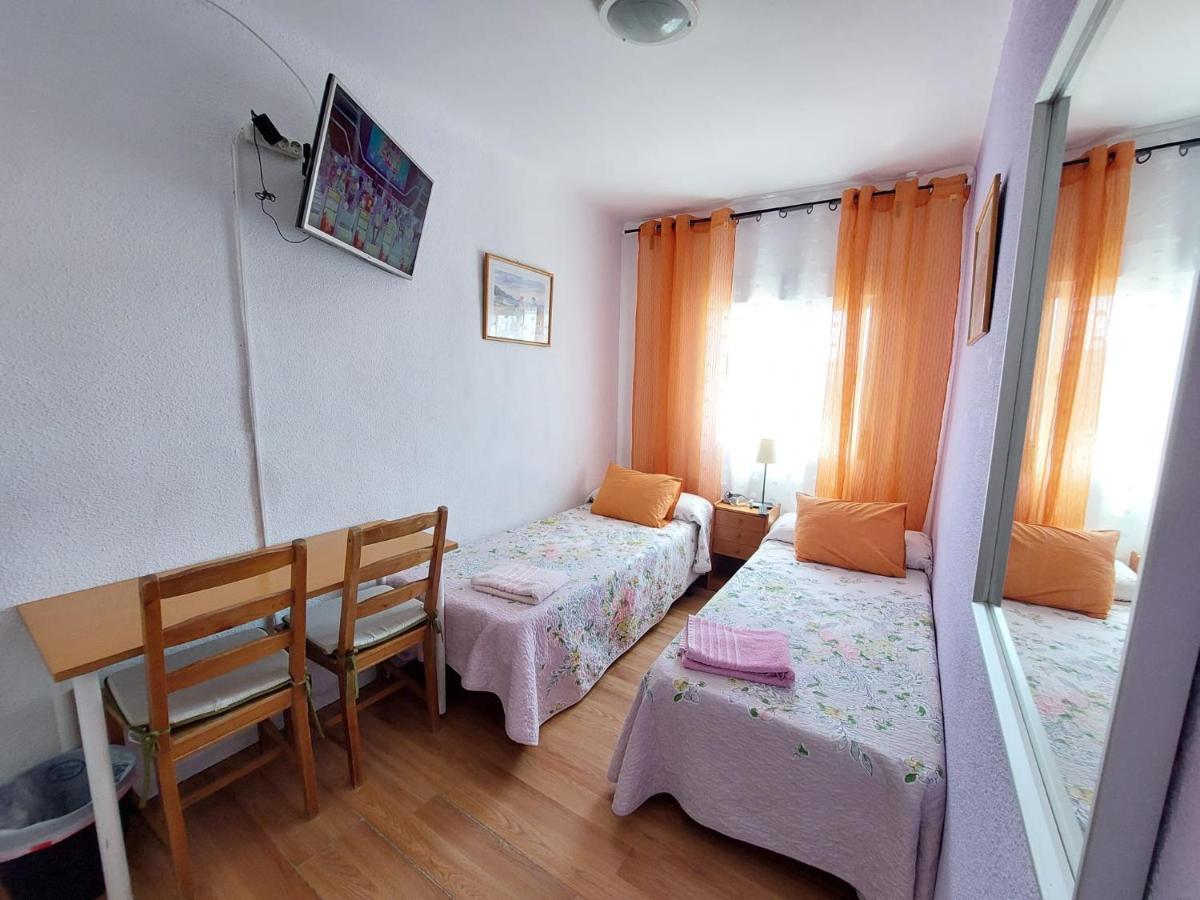 Homestay Olivos Madrid Exterior foto