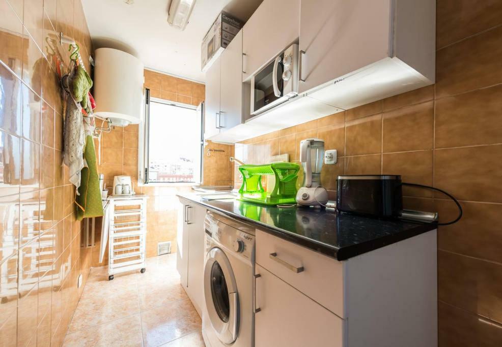 Homestay Olivos Madrid Exterior foto